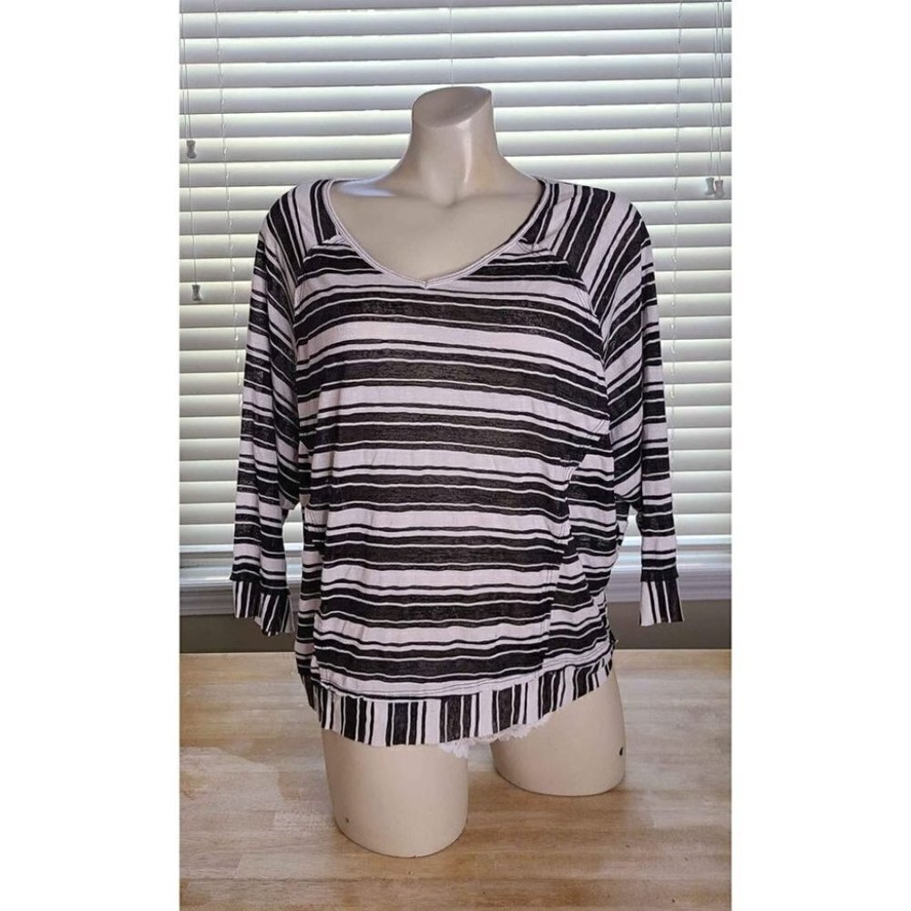 Size Medium Status by Chenault Semi-Sheer Top